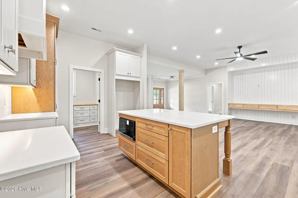 6818 River Road Washington, NC 27889