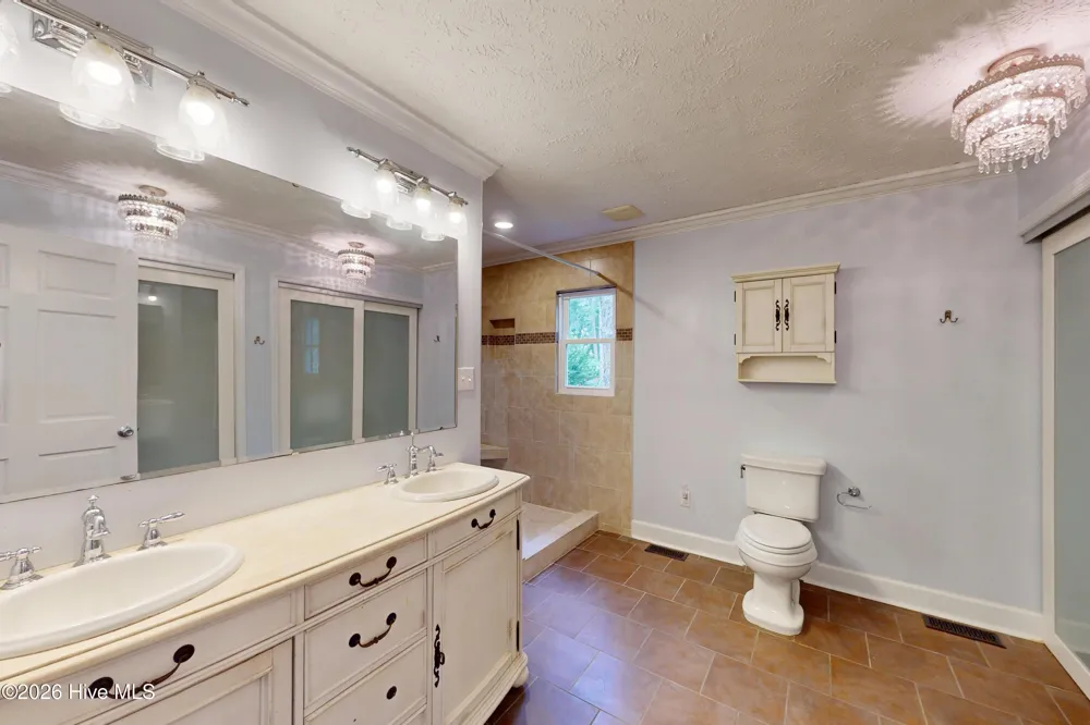 464 Summerlea Drive Fayetteville, NC 28311