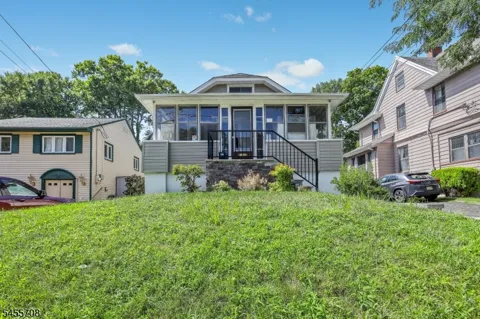 13 Cottage Pl