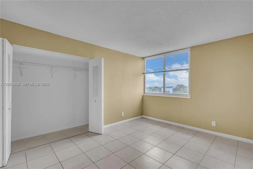 9143 SW 77th Ave #B802 Miami, FL 33156