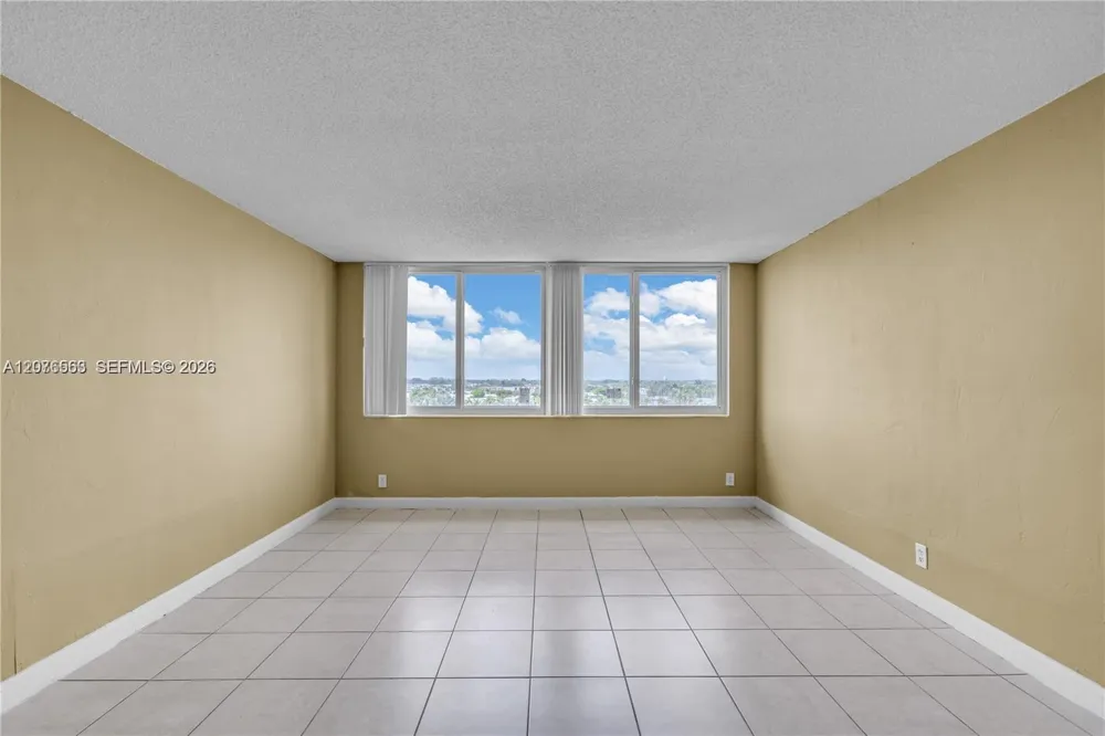 9143 SW 77th Ave #B802 Miami, FL 33156