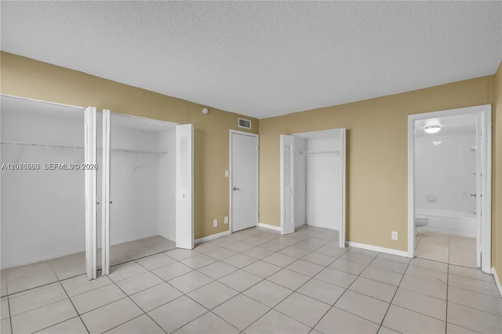9143 SW 77th Ave #B802 Miami, FL 33156