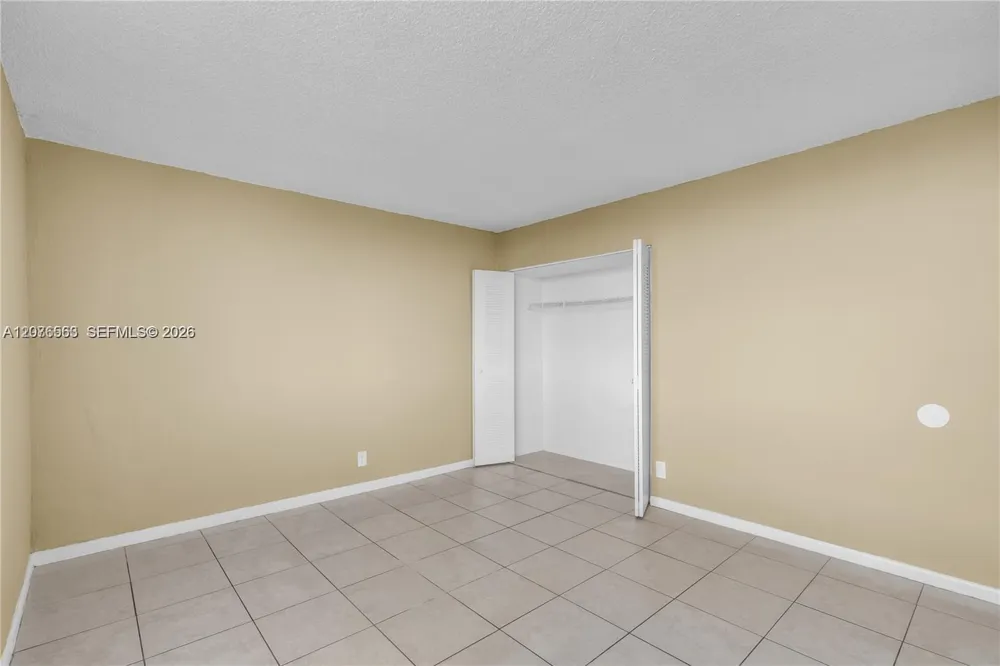 9143 SW 77th Ave #B802 Miami, FL 33156