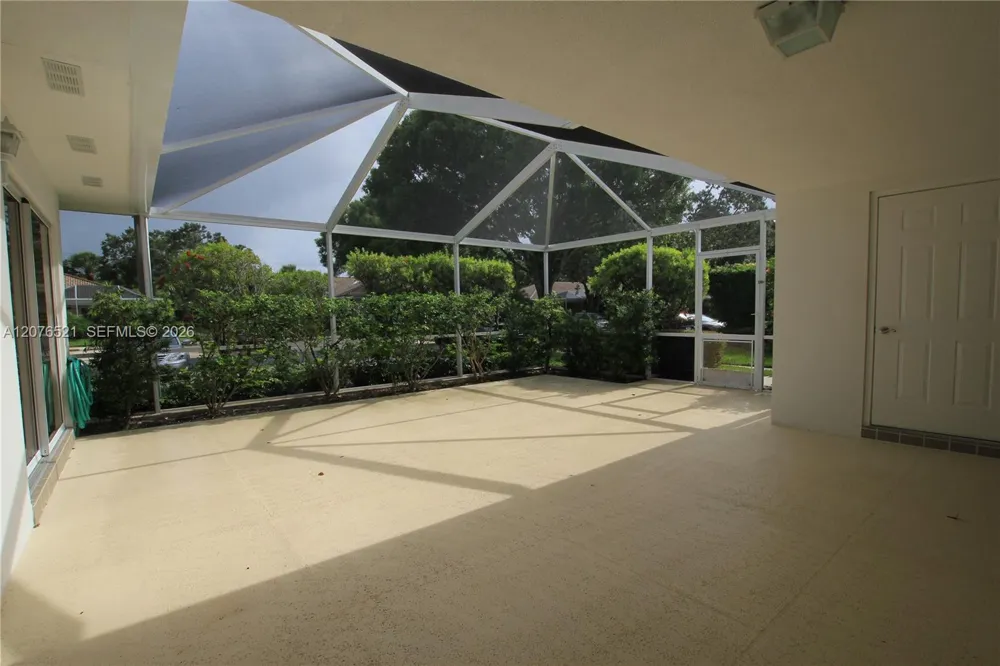 4802 Water Oak Ct Palm Beach Gardens, FL 33410