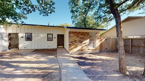916 Navarro Drive