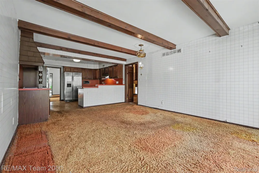 3030 Bloomfield Park Drive West Bloomfield Charter Township, MI 48323