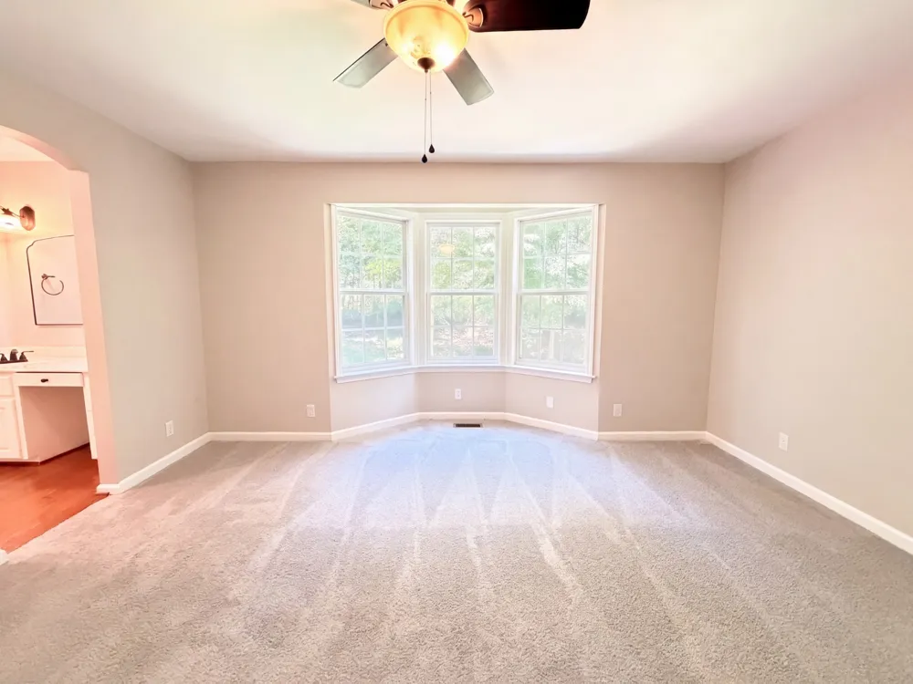 608 Beechtree Ct Burns, TN 37029