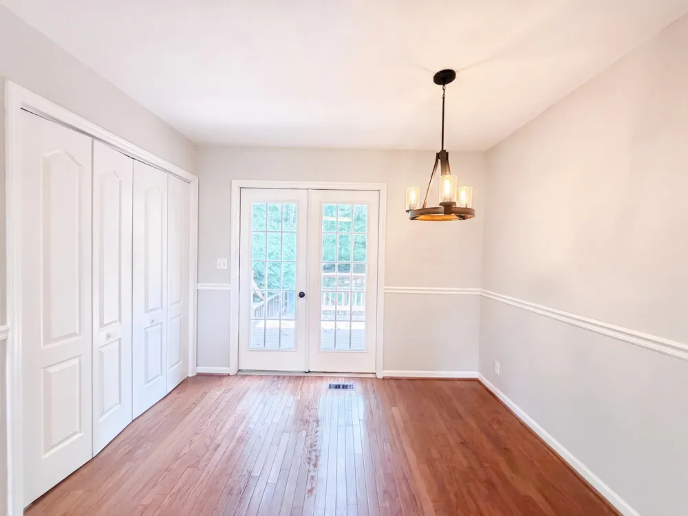 608 Beechtree Ct Burns, TN 37029