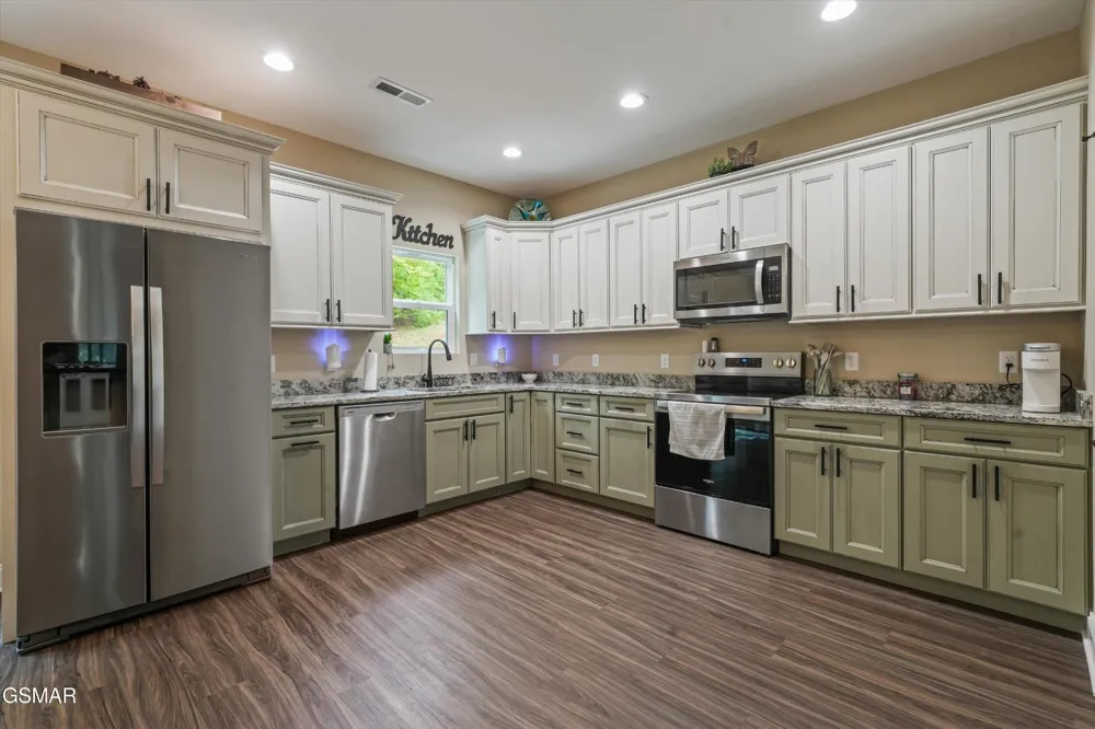 1836 Big Buck Lane Lane Sevierville, TN 37876