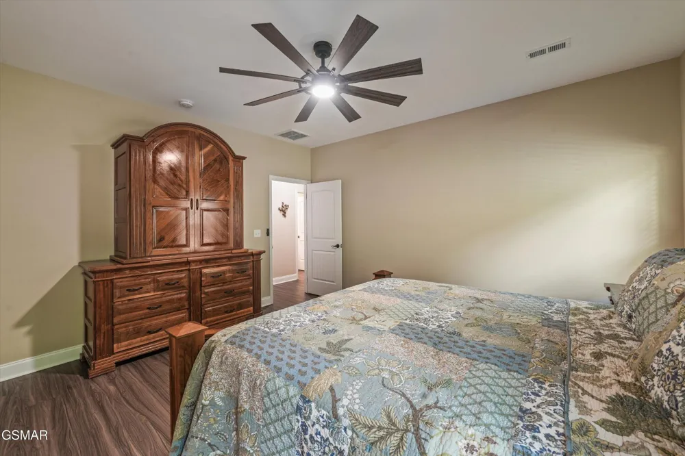 1836 Big Buck Lane Lane Sevierville, TN 37876
