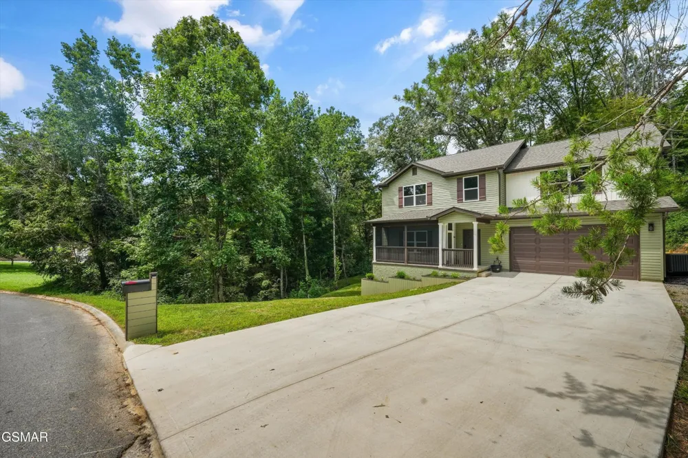 1836 Big Buck Lane Lane Sevierville, TN 37876