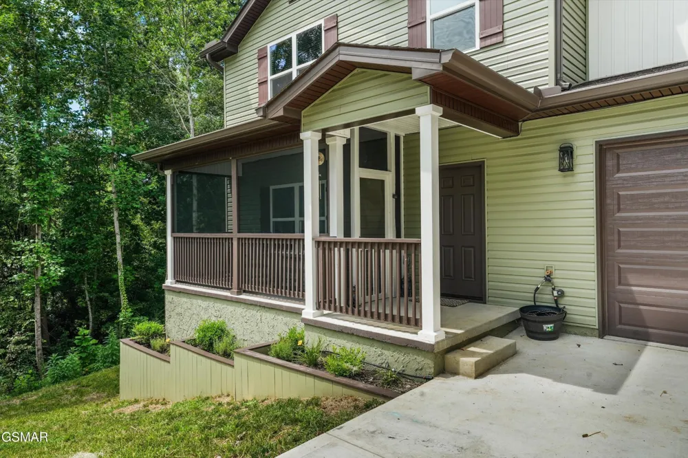 1836 Big Buck Lane Lane Sevierville, TN 37876