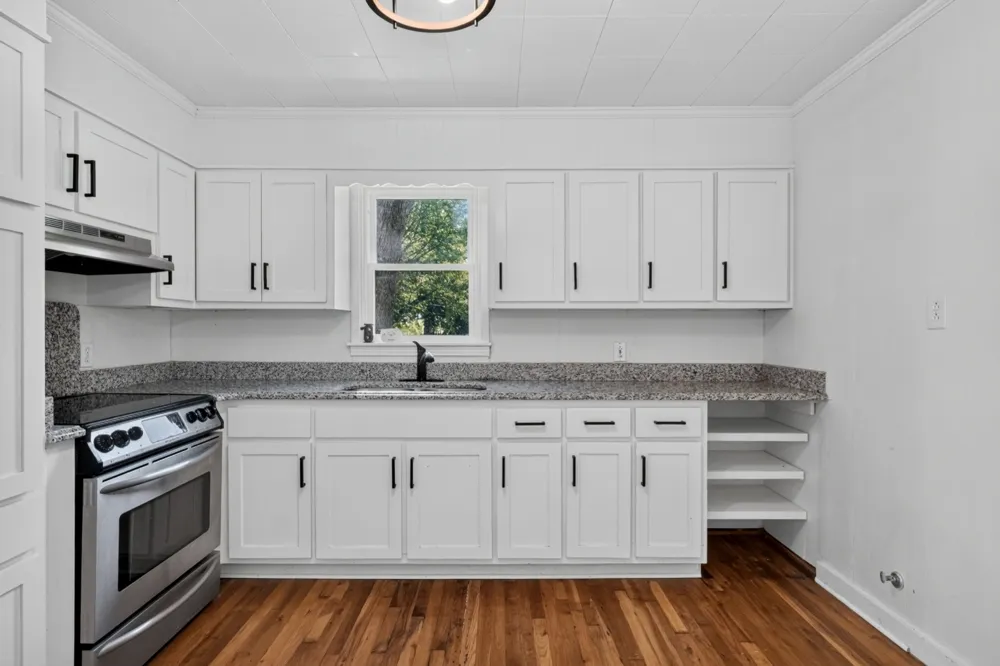 299 W Shellsford Rd McMinnville, TN 37110