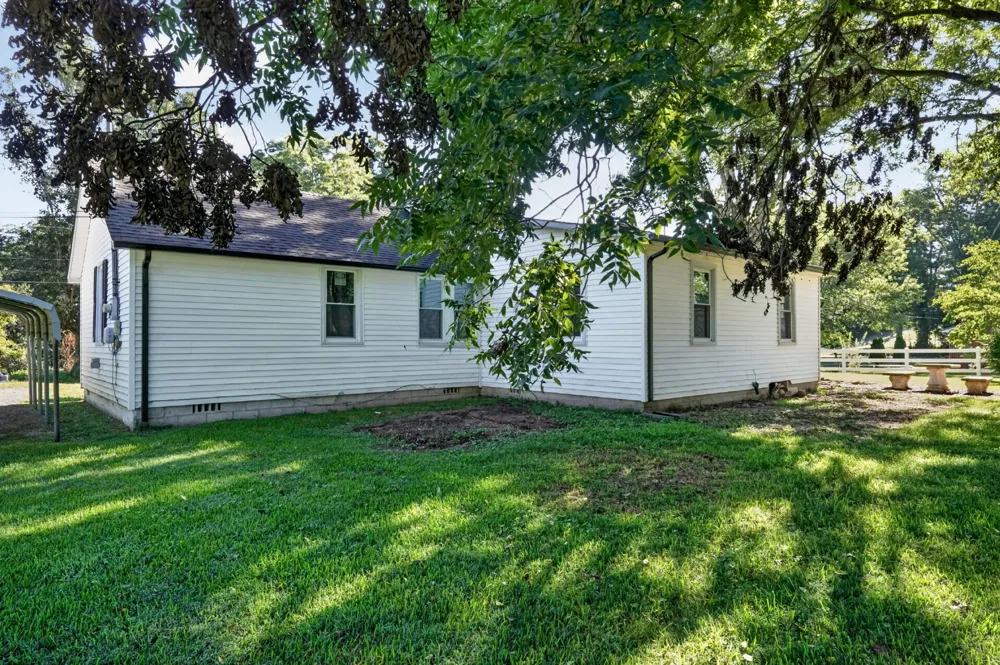 299 W Shellsford Rd McMinnville, TN 37110