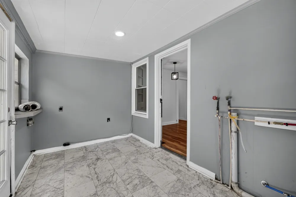 299 W Shellsford Rd McMinnville, TN 37110