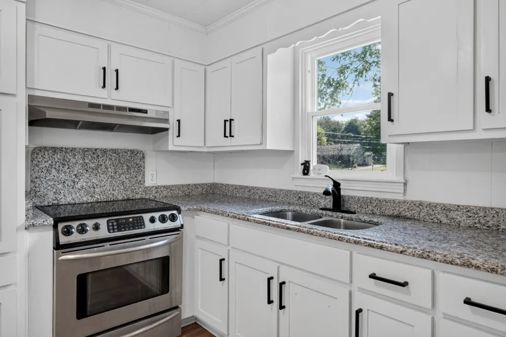 299 W Shellsford Rd McMinnville, TN 37110