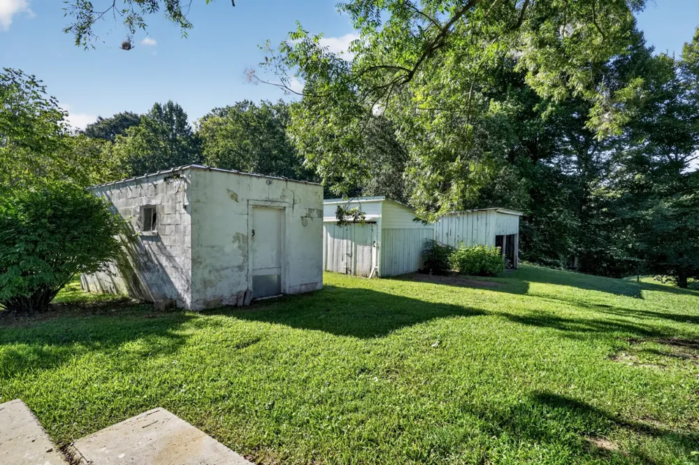 299 W Shellsford Rd McMinnville, TN 37110