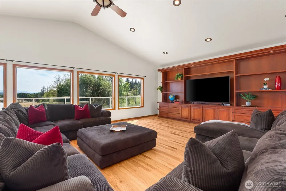 139 Coulson Road Chehalis, WA 98532
