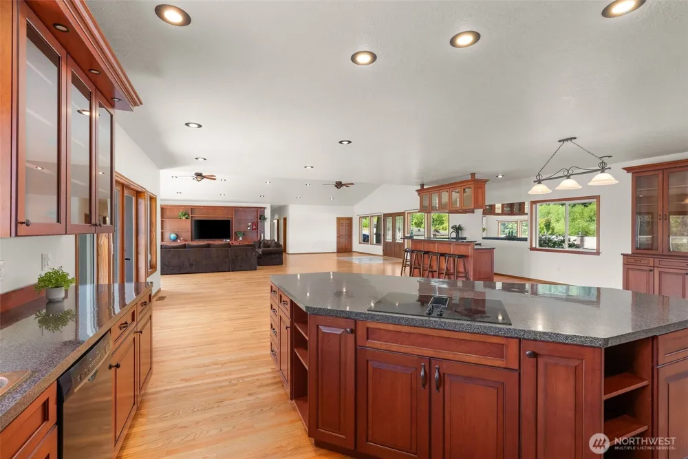 139 Coulson Road Chehalis, WA 98532