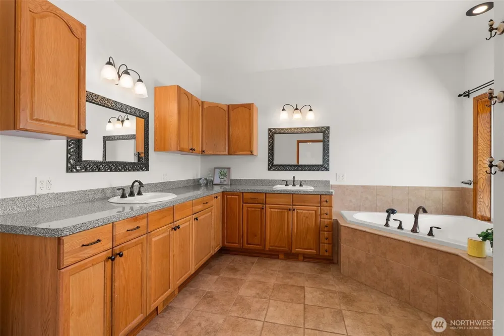 139 Coulson Road Chehalis, WA 98532