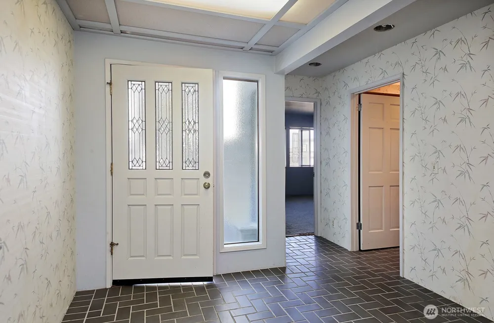 3705 Steelhead Drive Greenbank, WA 98253