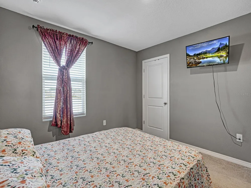 7850 SAIL CLOVER LANE Zephyrhills, FL 33540