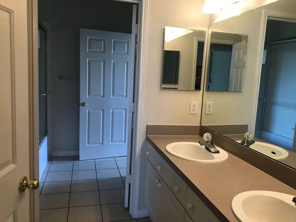 239 LONGVIEW AVENUE #201 Celebration, FL 34747
