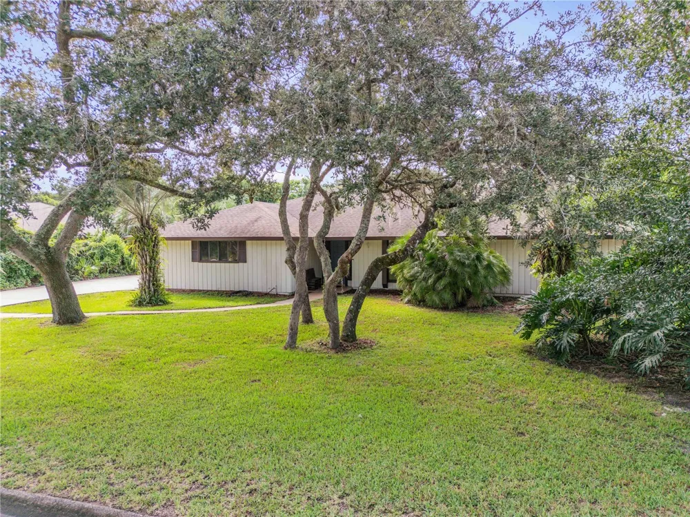 530 CLUB HOUSE BOULEVARD New Smyrna Beach, FL 32168