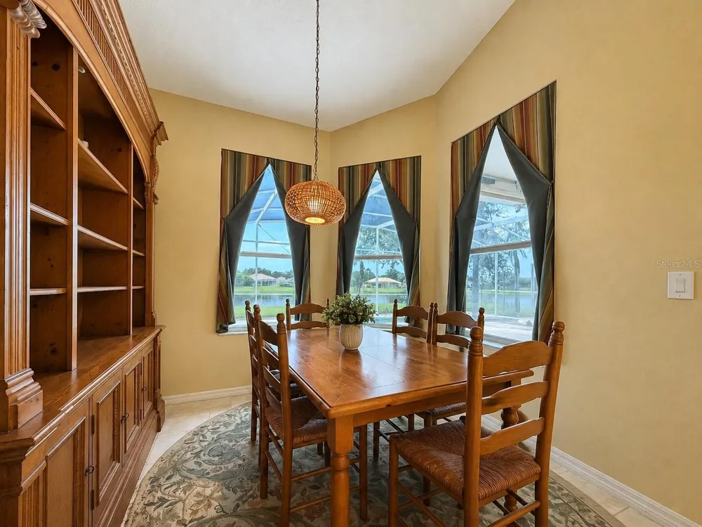 3637 DEVEREAUX COURT Orlando, FL 32837
