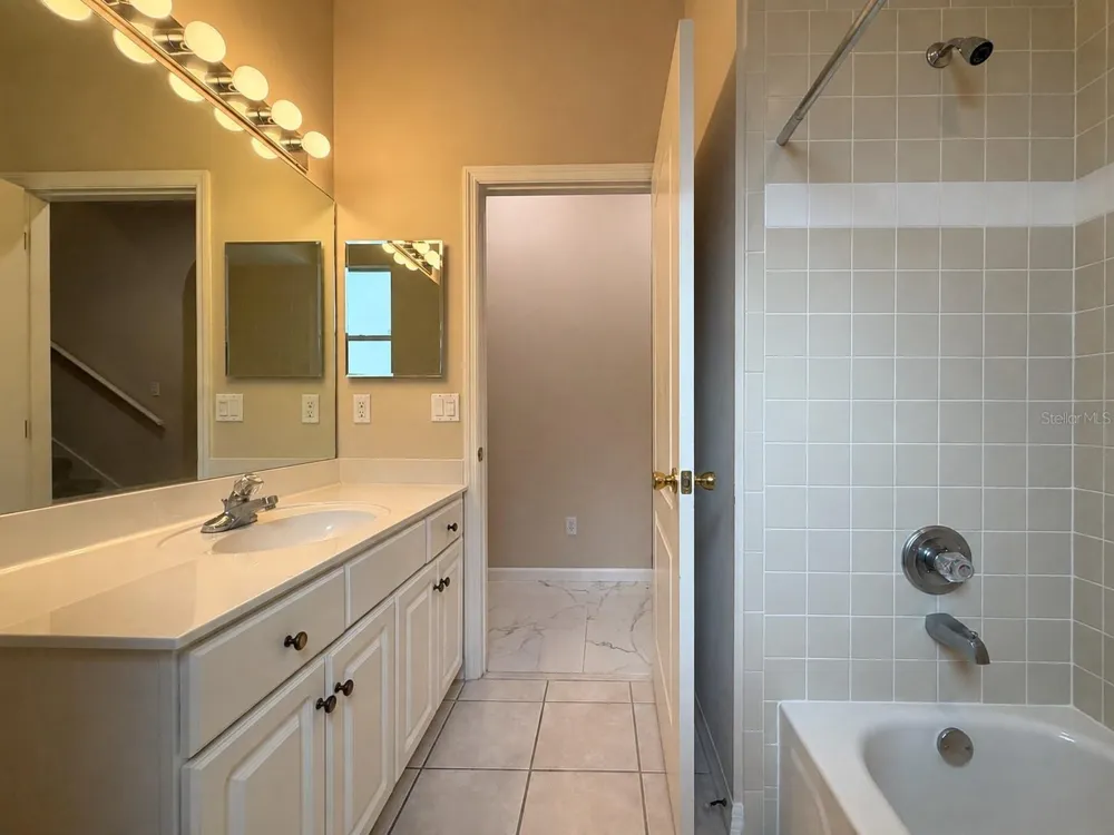 3637 DEVEREAUX COURT Orlando, FL 32837