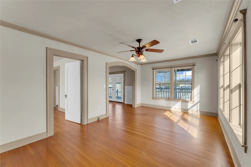 808 Water Street Burnet, TX 78611