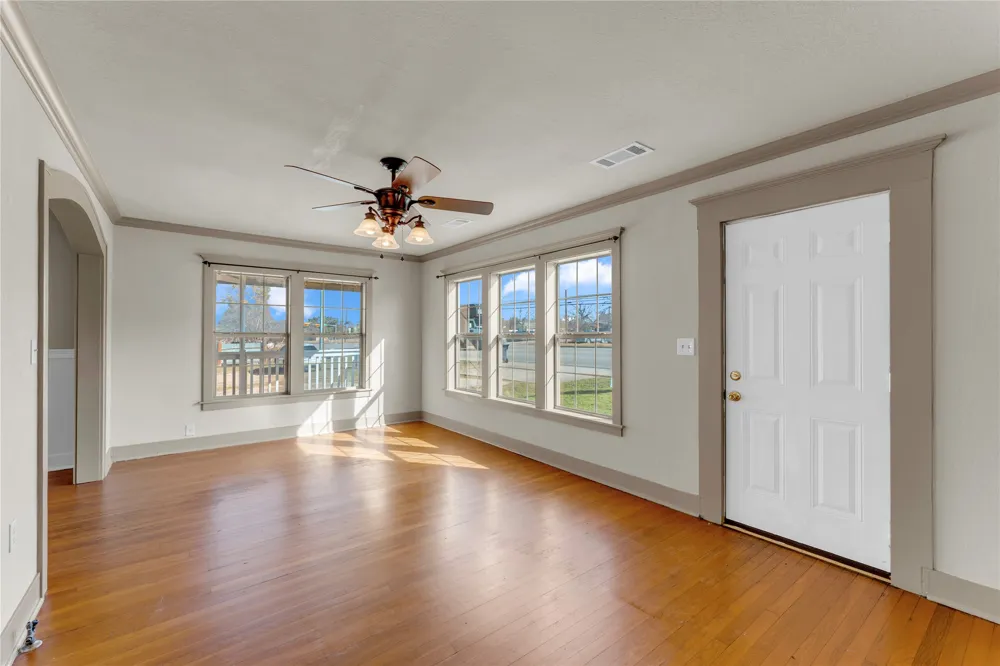 808 Water Street Burnet, TX 78611