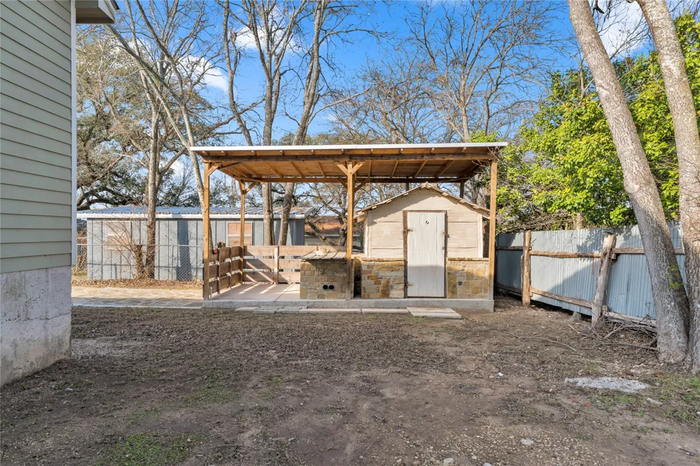 808 Water Street Burnet, TX 78611