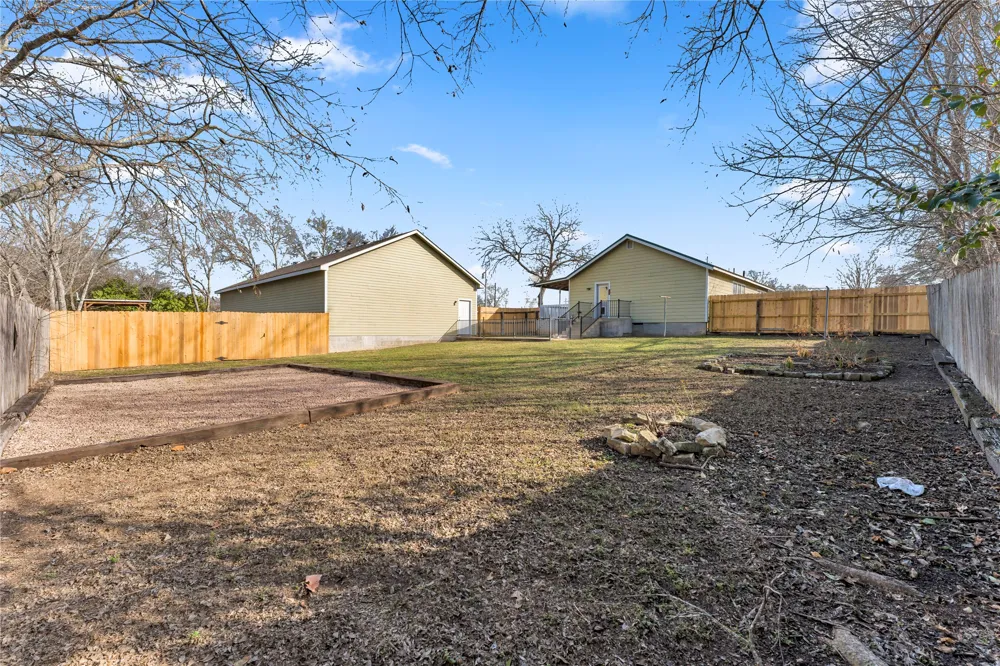 808 Water Street Burnet, TX 78611