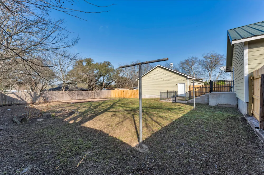 808 Water Street Burnet, TX 78611