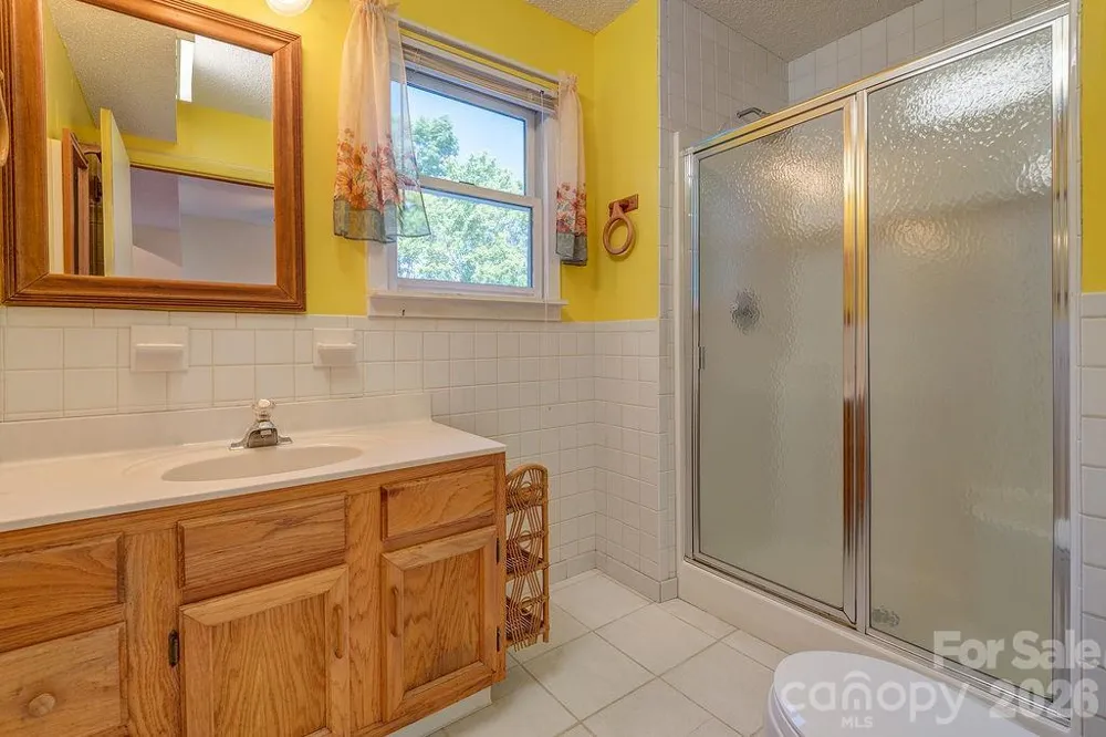 94 Marcellina Drive Fairview, NC 28730