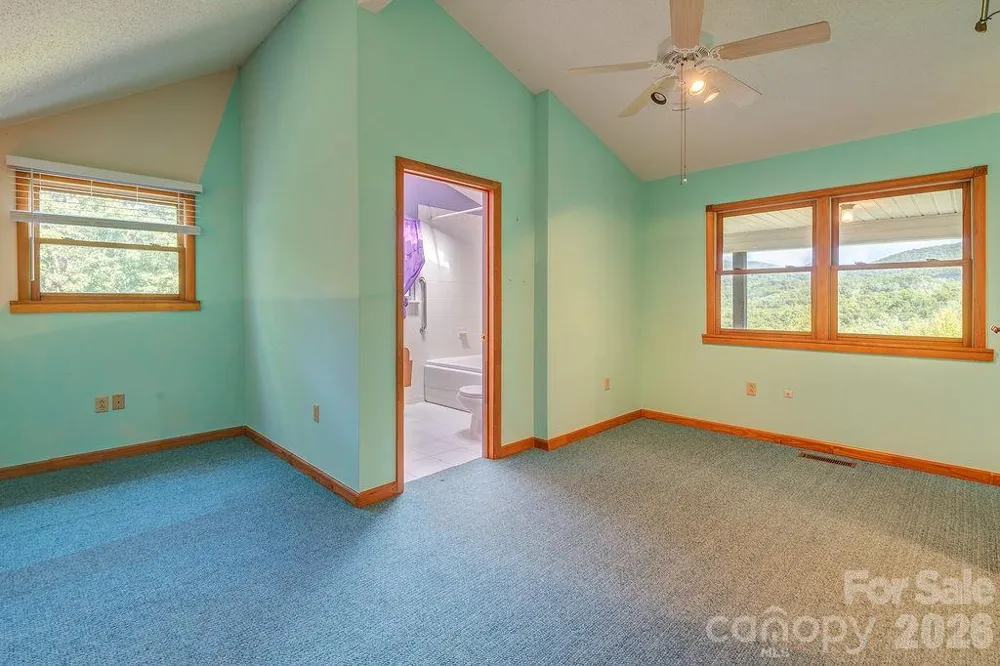 94 Marcellina Drive Fairview, NC 28730