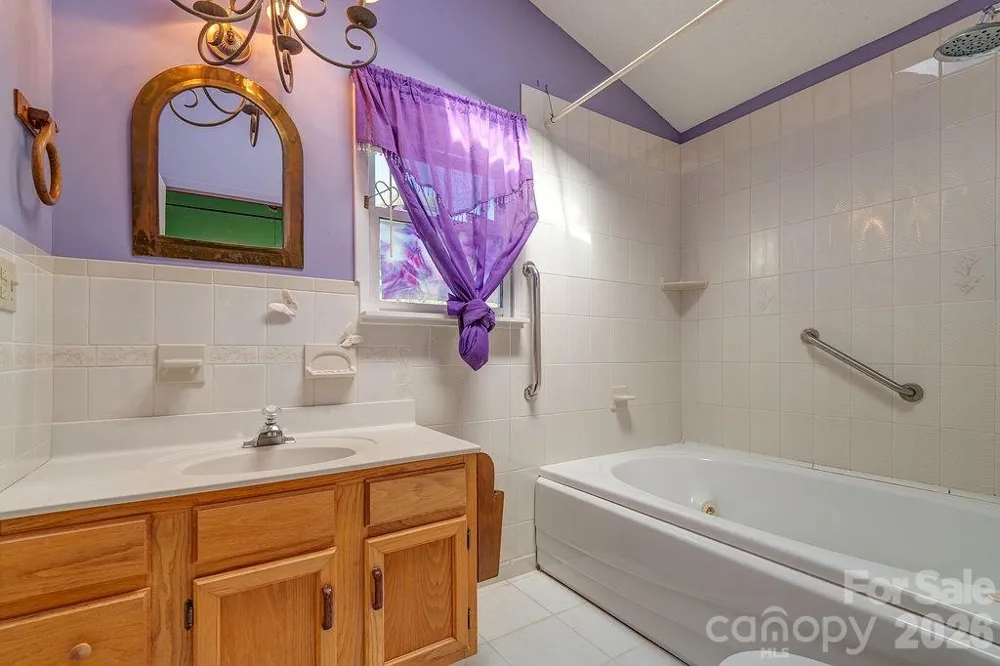 94 Marcellina Drive Fairview, NC 28730