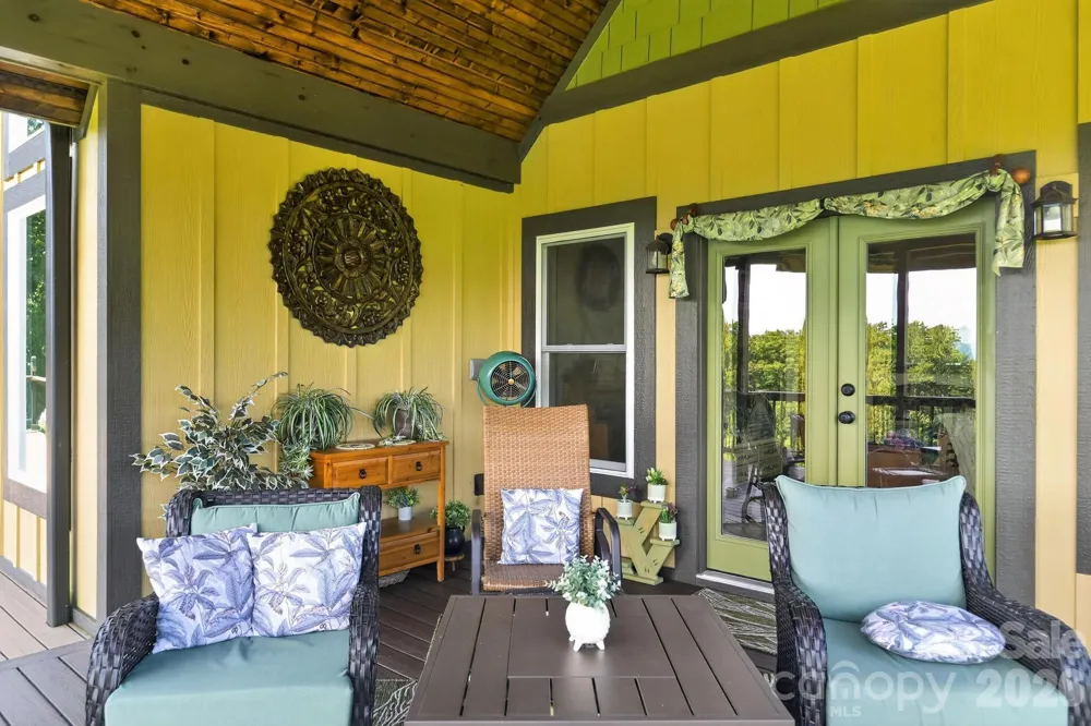 100 Brookstone Mountain Trail Franklin, NC 28734