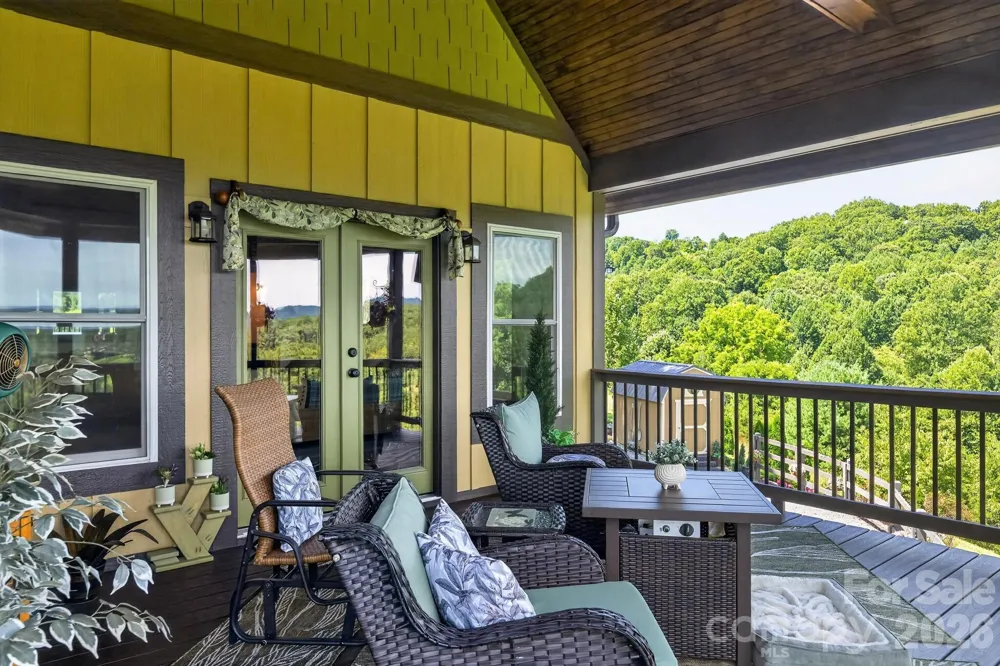 100 Brookstone Mountain Trail Franklin, NC 28734