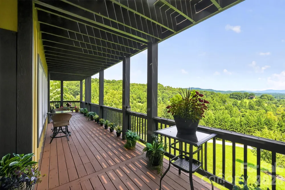 100 Brookstone Mountain Trail Franklin, NC 28734