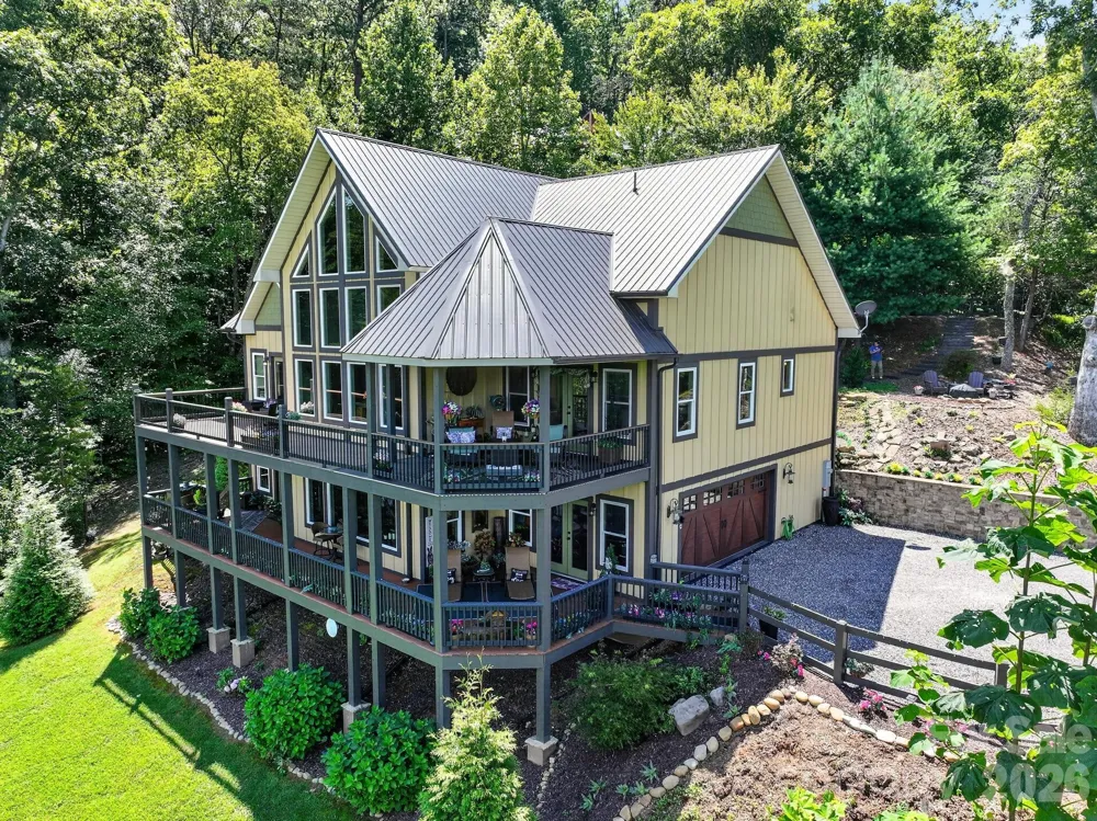 100 Brookstone Mountain Trail Franklin, NC 28734