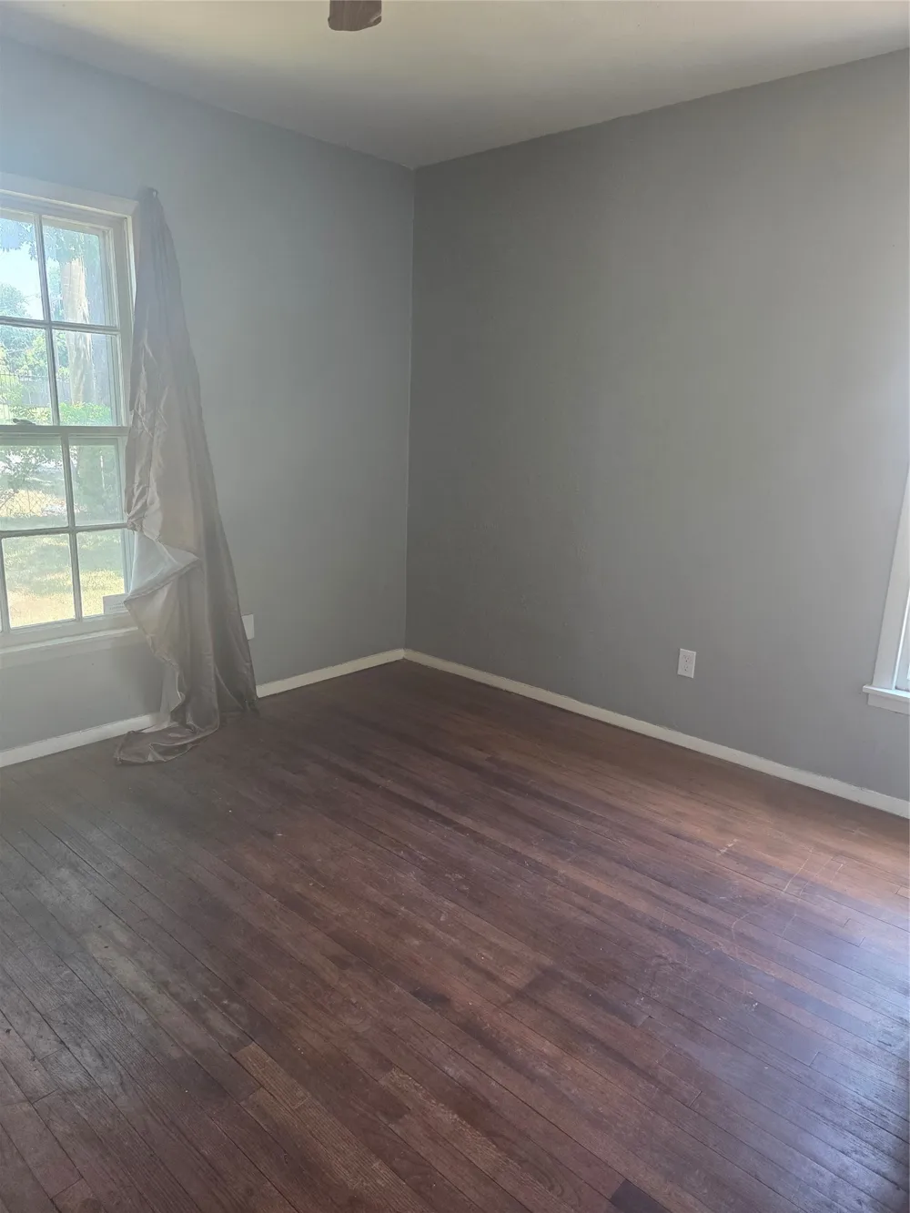 5702 Forney Road Dallas, TX 75227