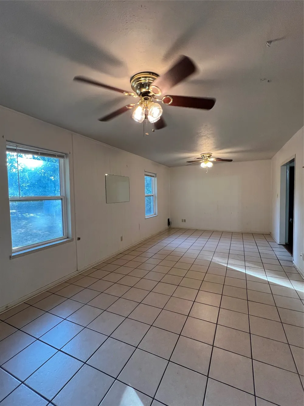 517 LYDIA Stephenville, TX 76401