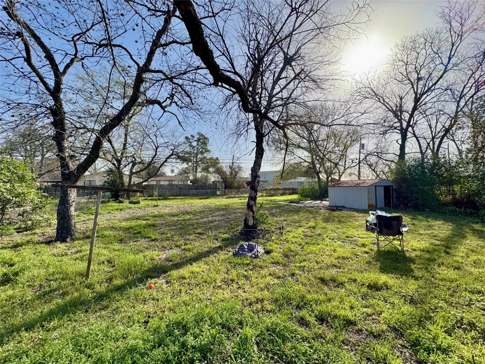 517 LYDIA Stephenville, TX 76401