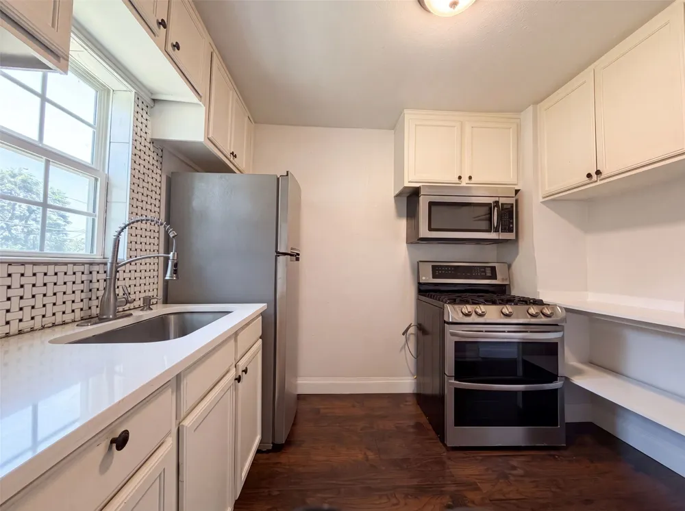 2832 Avenue I Fort Worth, TX 76105