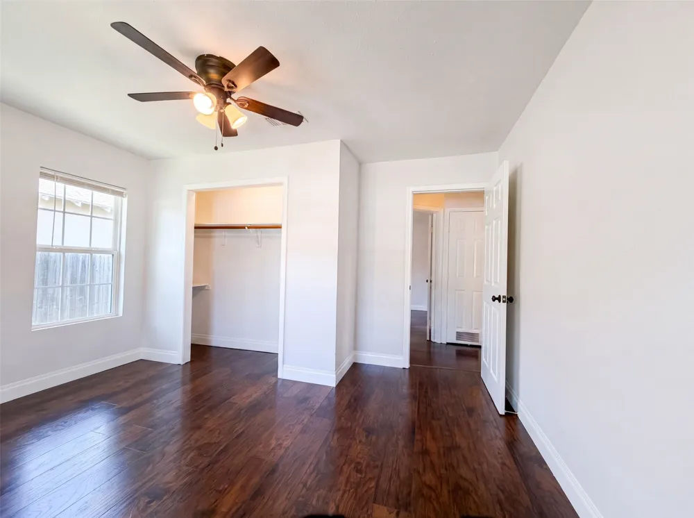 2832 Avenue I Fort Worth, TX 76105