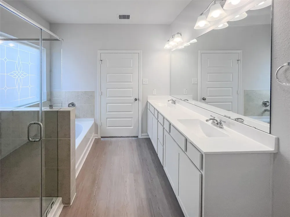 9717 Enclave Ridge Road Willis, TX 77318