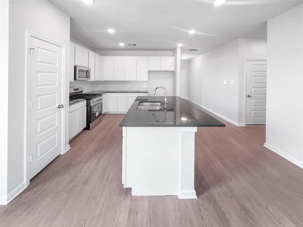9717 Enclave Ridge Road Willis, TX 77318