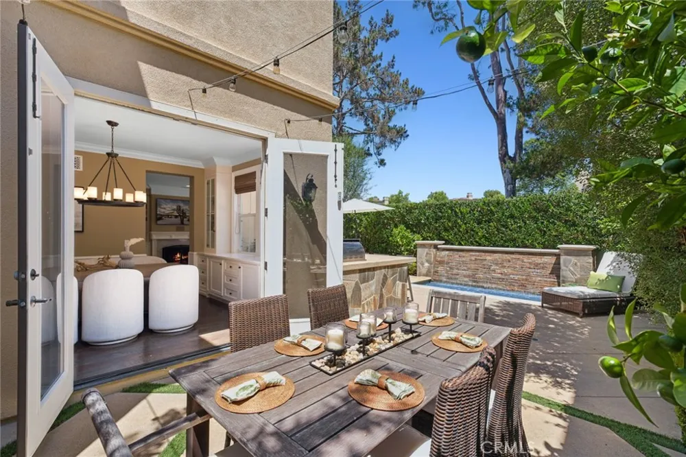 25 Lyon Newport Coast, CA 92657